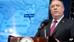 El secretario de Estado Mike Pompeo en una rueda de prensa celebrada en el National Press Club, en Washington D.C., el 12 de enero de 2021.