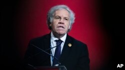 ARCHIVO - El secretario general de la Organización de los Estados Americanos, OEA, Luis Almagro se dirige a la OEA durante la apertura de la 52 Asamblea General de la OEA en Lima, Perú, el 5 de octubre de 2022.