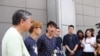 2019年6月20日上午民阵向警察总部递交投诉前会见传媒 （美国之音记者申华拍摄）