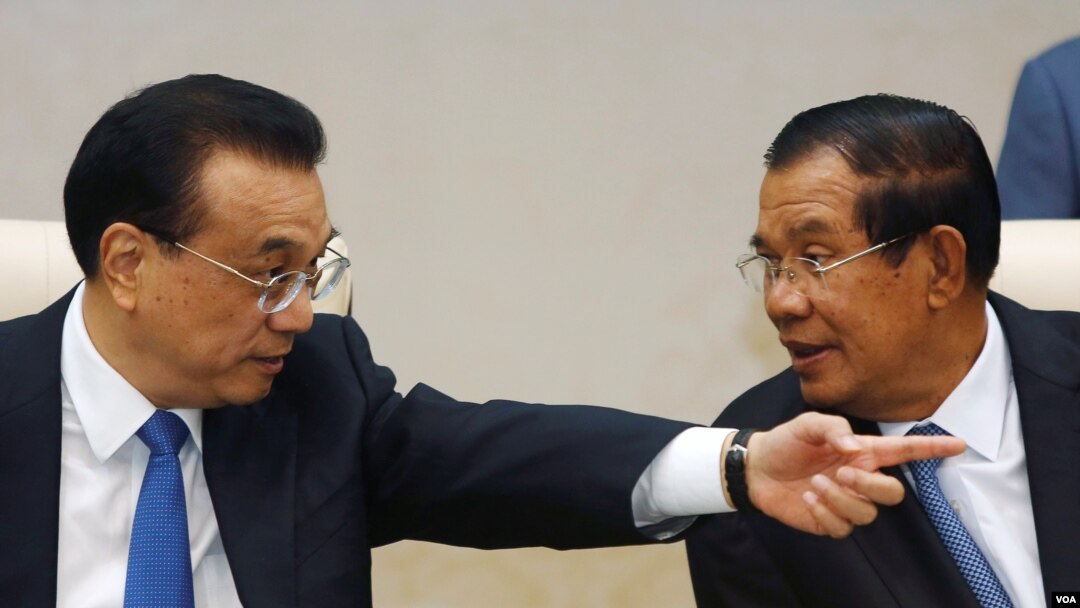 中國國務院總理李克強和柬埔寨首相洪森2018年1月11日在金邊舉行雙邊會談 (路透社)