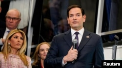 Marko Rubio AQSh Davlat kotbi sifatida ilk bor Davlat departamentida so'zlamoqda, Vashington, 21-yanvar, 2025 