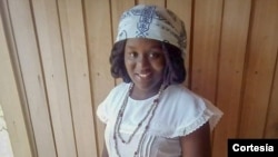 Kailza Costa, estudante de relações internacionais na Universidade Lusíada de São Tomé e Príncipe