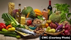 رژیم غذایی مدیترانه‌ای مملو از سیزیجات، میوه، ماهی، آجیل، و روغن زیتون فرابکر است.
