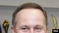 Perdana Menteri Selandia Baru John Key (foto: dok) meminta pasukan khusus Selandia Baru di Afghanistan untuk tinggal lebih lama di negara tersebut.