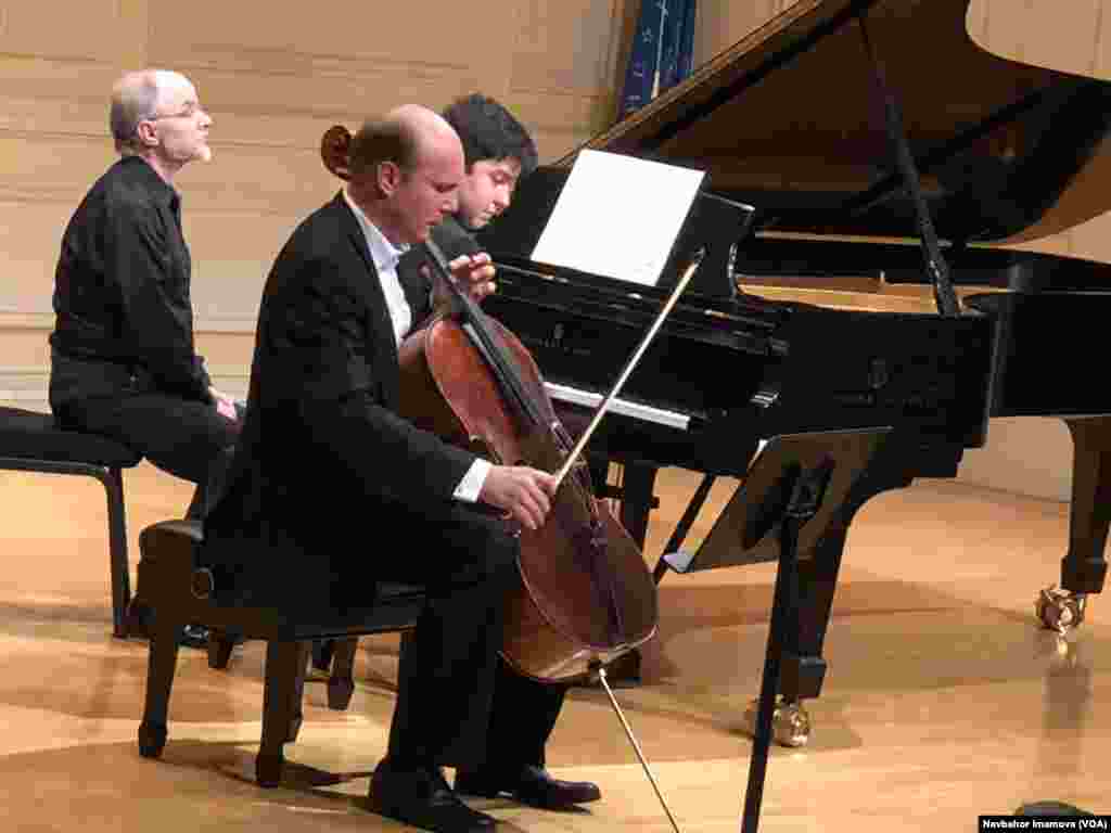 O'zbekistonlik pianist Behzod Abduraimov va norvegiyalik violonchel ustasi Truls Mork