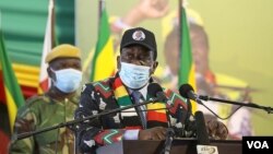Zimbabwe President Emmerson Mnangagwa speaks at an annual conference of the ruling ZANU-PF party in Bindura, 80 kilometers north of Zimbabwe’s capital Harare, Oct. 30, 2021. (Columbus Mavhunga/VOA)