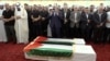 Watu wahudhuria sala ya jeneza ya miili ya kiongozi wa Hamas Ismail Haniyeh na mlinzi wake huko Qatar.