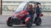 Arcimoto, kendaraan elektrik tiga roda yang dirancang sebagai mobil penumpang (foto courtesy: Arcimoto.com). 