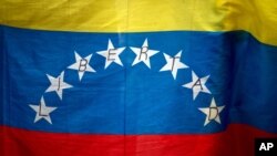 El exministro Miguel Rodríguez Torres asumió una posición crítica contra el gobierno de Nicolás Maduro tras dejar el Ministerio del Interior en el 2014.