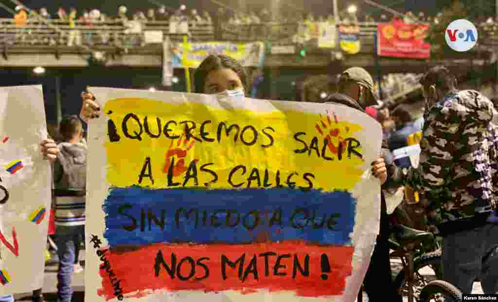 El Presidente Iván Duque ofreció un diálogo y dijo que es "injusto llamar a todo aquel que se expresa pacíficamente en las calles como un vándalo", así como "generalizar el comportamiento de todos los miembros de la Fuerza Pública".