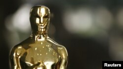 ¿Cuál será la mejor película? ¿Argo, Lincoln o Los Miserables? Votá por los candidatos que se quedarán con el Óscar 2013.