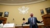 El doctor Anthony Fauci a su llegada al panel de la Cámara de Representantes donde testifica este viernes sobre la respuesta de la Casa Blanca a la pandemia del coronavirus.