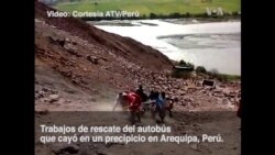 Sube cifra de muertos en accidente de autobús en Perú