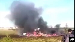 Helikopter Rusia Mi-8 jatuh tak lama setelah tinggal landas di Vankor, di atas Lingkaran Arktik, Siberia, Rusia, Sabtu, 4 Agustus 2018.