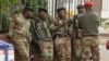 Ibutho langena emigwaqweni lasusa owayengumongameli uMnu. Robert Mugabe esikhundleni ngoLwezi nyakenye.