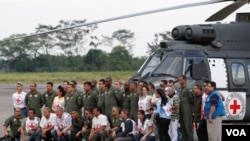 Miembros del equipo de rescate de los cinco secuestrados por las FARC.