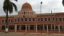 Cancelamento de concursos públicos causa inquietação no uige - 1:04