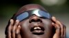 Recomendaciones para observar el eclipse solar en EEUU: ¿Cómo saber si las gafas son reglamentarias?