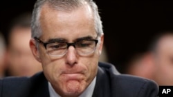 ARSIP – Andrew McCabe yang saat itu menjadi Pjs Direktur FBI tampil dalam sidang dengar Komite Intelijen Senat tentang Undang-Undang Pengawasan Intelijen Asing, di Capitol Hill, 7 Juni 2017, di Washington, DC (foto: AP Photo/Alex Brandon)