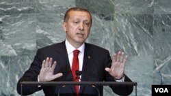PM Turki Recep Tayyip Erdogan mengatakan Turki bekerjasama dengan Iran dalam menghadapi pemberontak Kurdi (foto:dok)