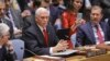 Le vice-président des États-Unis, Mike Pence, au centre, devant le Conseil de sécurité des Nations Unies lors d'une réunion sur le Venezuela, le mercredi 10 avril 2019, au siège de l'ONU. (Photo AP / Bebeto Matthews)