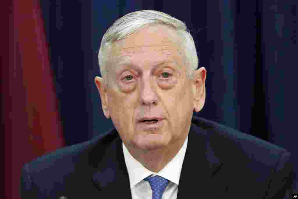 Sakataren tsaron Amurka James Mattis, ranar Laraba 30 ga watan Janairu 2018 a Washington, DC. 