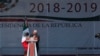 Protesta y mitin al cumplir AMLO un año como presidente
