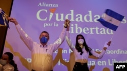 Oscar Sobalvarro, exjefe de la Resistencia Nicaragüense, y Berenice Quezada, miss Nicaragua 2017, candidata a la vicepresidencia y compañera de fórmula del partido Alianza Ciudadana por la Libertad (ACxL).