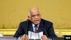 Ali Abdel-Al, le président égyptien, prononce un discours devant les membres du Parlement au cours de leur session inaugurale au Caire, en Egypte, 10 janvier 2016. epa / NAMER GALAL ÉGYPTE OUT