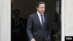 El primer ministro británico David Cameron siguió la evolución de la situación desde su oficina en Downing Street, en Londres.