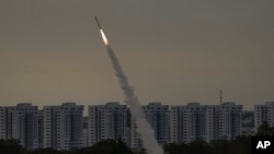 Dîmenek arşîvî ya sîstema berevanîya Îsraîlê (Iron Dome)