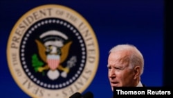 El presidente Joe Biden en el momento de anunciar, desde la Casa Blanca, el 10 de febrero de 2021. la imposición de sanciones contra la junta militar que se hizo con el poder en Myanmar a comienzos de enero.