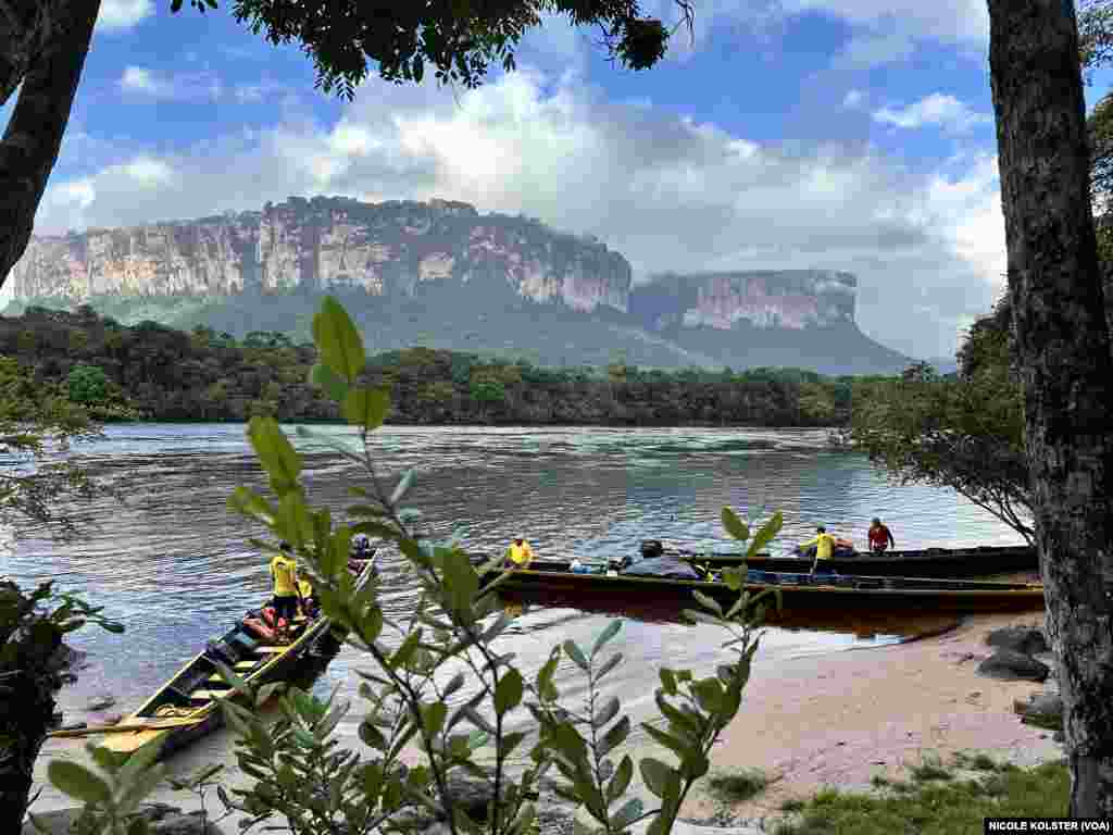 El Parque Nacional Canaima ha servido de inspiración para muchos. Los tepuyes son lo más característico del paisaje de Canaima.