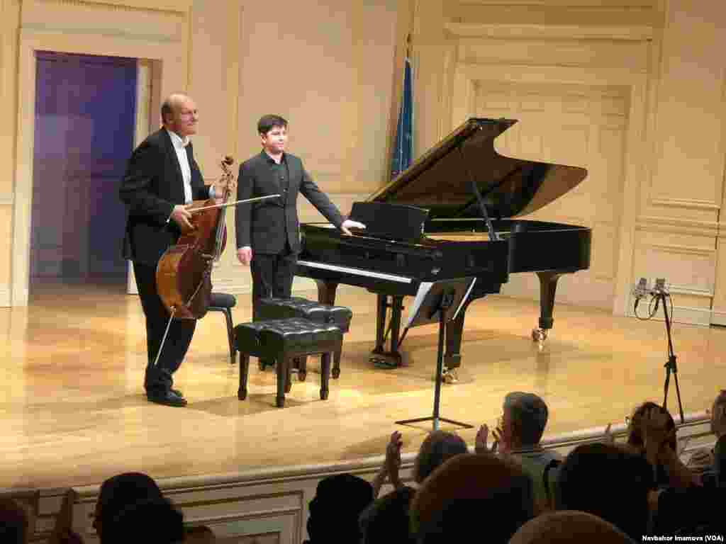 O'zbekistonlik pianist Behzod Abduraimov va norvegiyalik violonchel ustasi Truls Mork