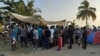 Miles de haitianos se agolpan en los embarcaderos en busca de tiquetes para continuar su migración hacia Centro América. [Foto: Cortesía alcaldía de Necoclí, Antioquia]