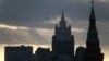 Angling for a Summit, Kremlin Avoids Criticizing Trump
