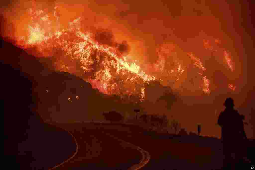 The Thomas fire burns through Los Padres National Forest near Ojai, California, Dec. 8, 2017.