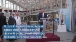 Papa Francisco no está en peligro de muerte pero permanecerá hospitalizado, dicen sus médicos
