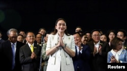 អ្នកស្រី Shinawatra ឈ្នះការបោះឆ្នោតសភានិងបានក្លាយជានាយករដ្ឋមន្ត្រីថៃថ្មី
