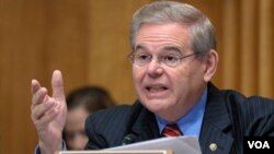 El senador Robert Menéndez quiere evaluar si es necesaria una respuesta inmediata EE.UU.
