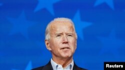 អតីតប្រធានាធិបតីលោក Joe Biden បេក្ខជនប្រធានាធិបតីខាងគណបក្សប្រជាធិបតេយ្យ ថ្លែងនៅក្នុងសន្និសីទសារព័ត៌មានមួយ នៅទីក្រុង Wilmington រដ្ឋ Delaware កាលពីថ្ងៃទី៥ ខែវិច្ឆិកា ឆ្នាំ២០២០។