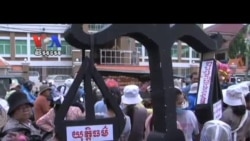 កិច្ច​ព្រមព្រៀង​ទីក្រុង​ប៉ារីស​សង្កត់ធ្ងន់​លើ​ការឆក់ប្លន់​ដីធ្លី​ និង​ការ​សម្លាប់​សកម្មជន​បរិស្ថាន