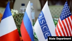 ԵԱՀԿ Մինսկի խմբի համանախագահ երկրների դրոշներ