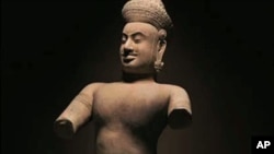 U.S. prosecutors and the Cambodian government say the 1,000-year-old sandstone statue, The Mahabharata, was looted from the temple of Prasat Chen in the 1960s or 1970S.