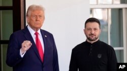 Дональд Трамп принимает Владимира Зеленского. Белый дом, 28 февраля 2025 г. 