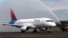 Pesawat Shukoi Superjet 100 Tiba di Indonesia