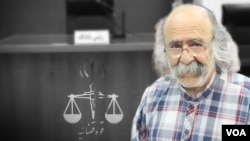کیوان صمیمی، روزنامهنگار و سردبیر مجله ایران فردا