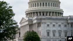 El Congreso de Estados Unidos está en una carrera contra reloj para evitar un cierre parcial del gobierno.