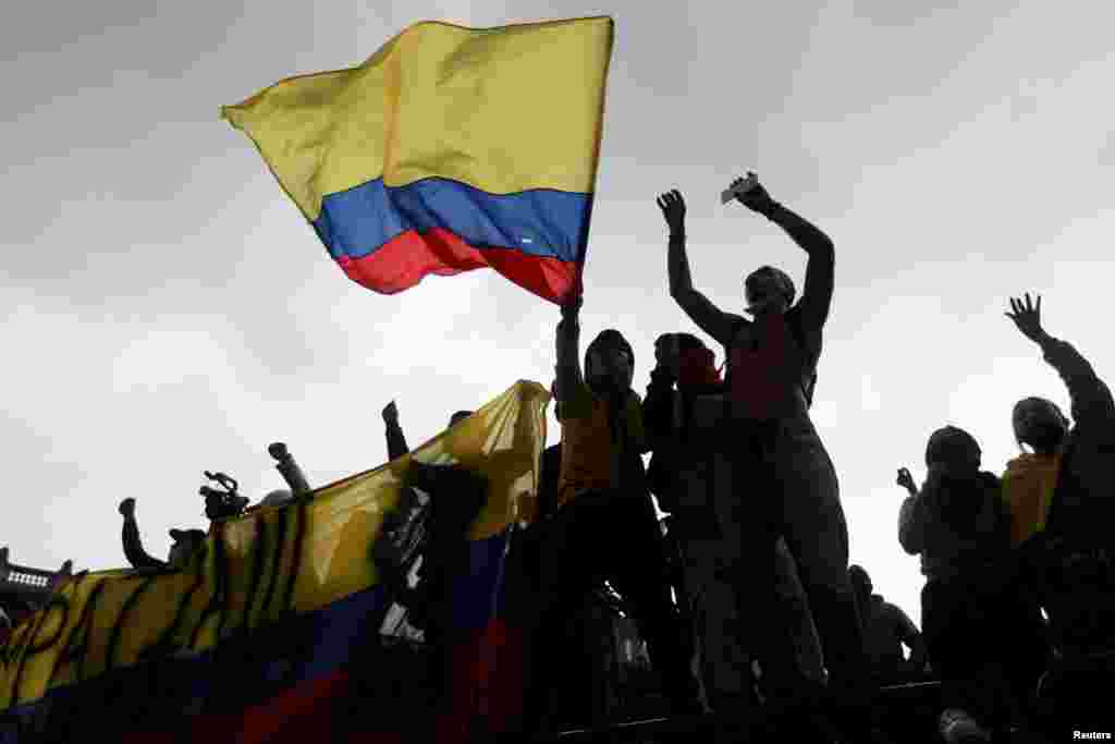 Las protestas contra la reforma tributaria en Colombia continúan.