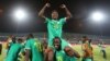 L'équipe du Sénégal après sa victoire contre la Tunisie en demi-finale de la CAN-2019 au Caire le 14 juillet 2019.